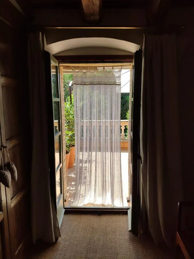 Konukevi El Palauet De Monells - Adults Only Otel